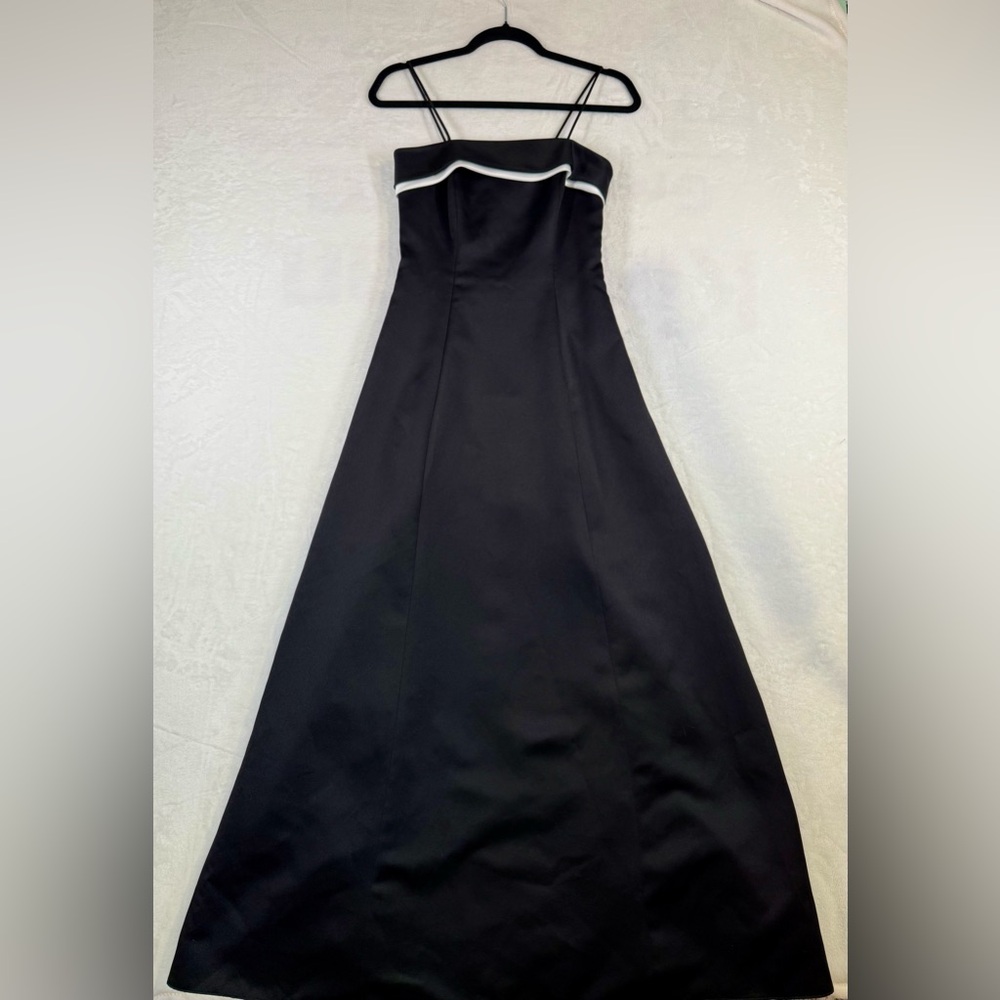 Vintage Zum Zum By Niki Livas Black And White Prom Dress With Bows Size 2 formal